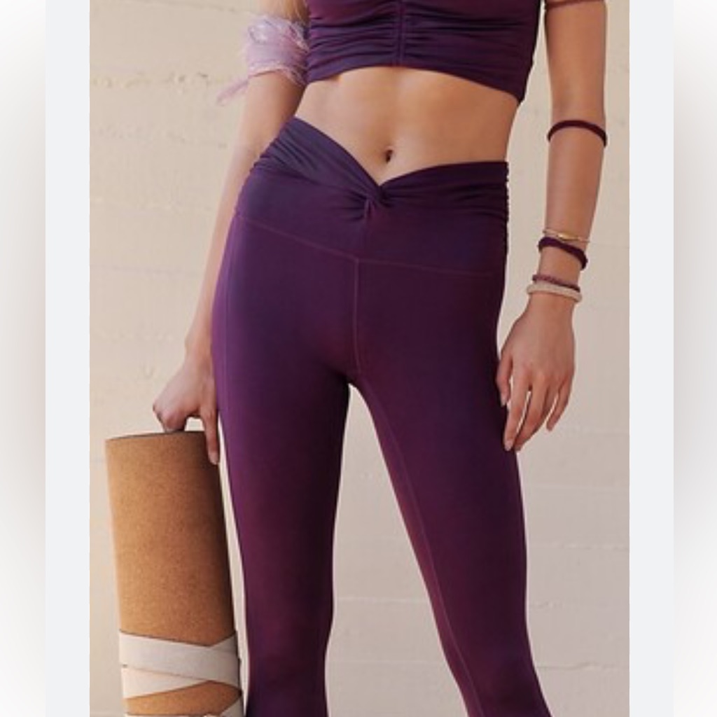 Free People Breathe Deeper Twist 7/8 Leggings